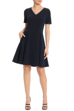 Maggy London Short Sleeve Side Pocket A-Line Dress
